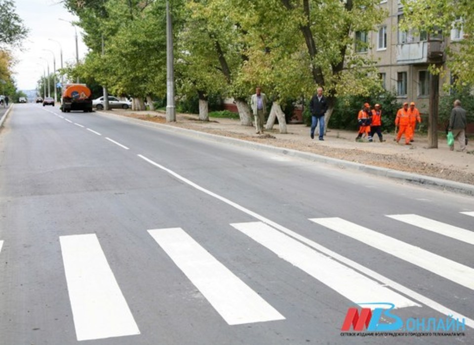 В Волгограде в 2023 году обновят дорожную разметку